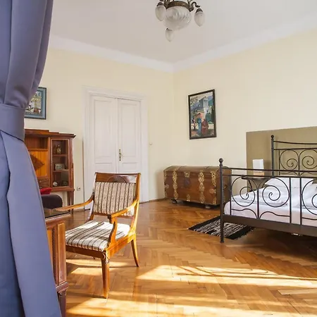 Aparthotel Galeria Cracovia